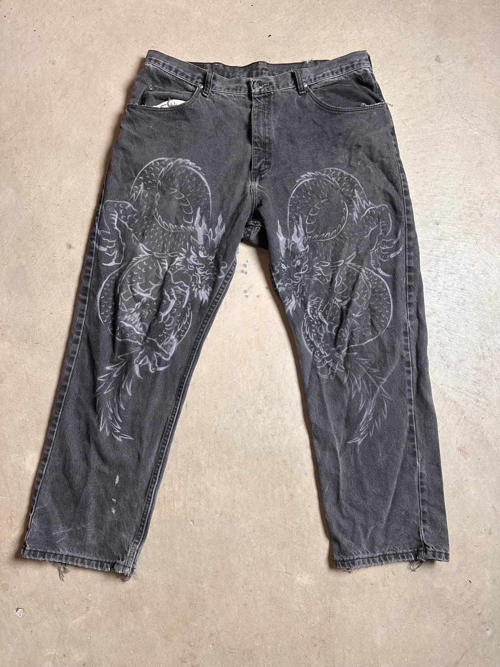 AIRBRUSHED VINTAGE WRANGLER JEANS