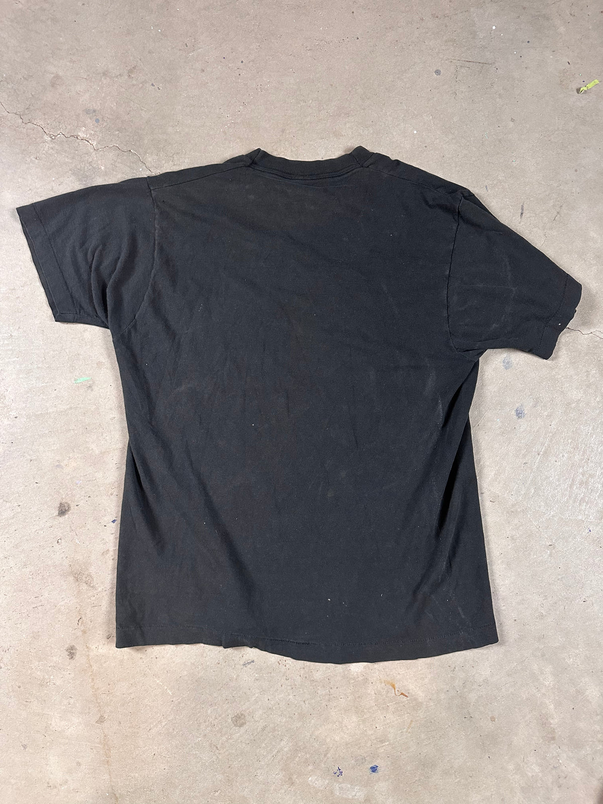CATACOMBS CROSS TEE